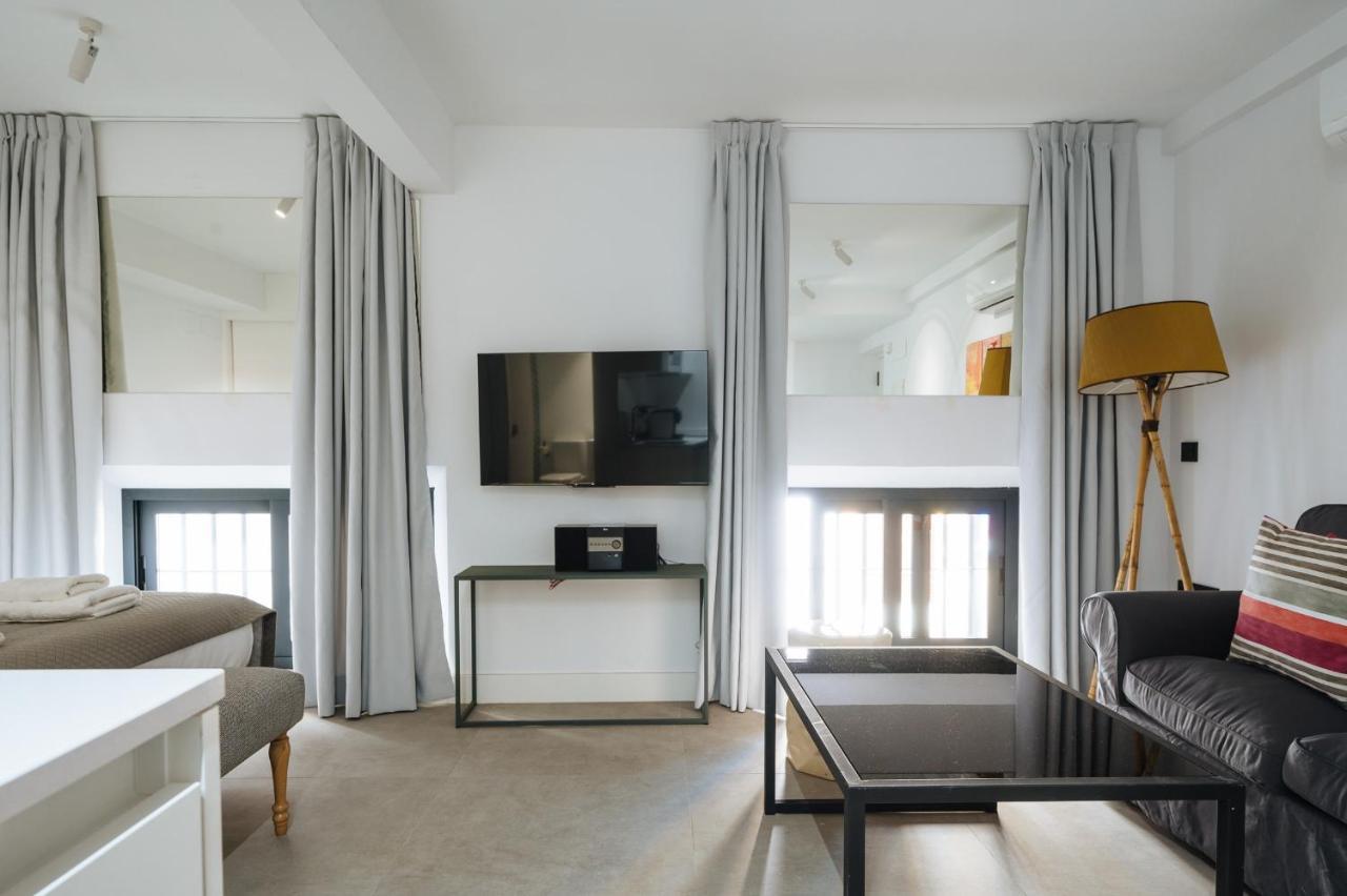 Apartamentos Montevideo 6 Sevilla Eksteriør bilde