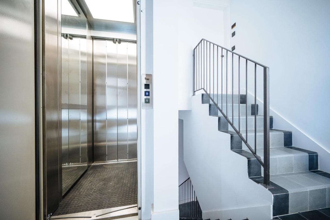 Apartamentos Montevideo 6 Sevilla Eksteriør bilde