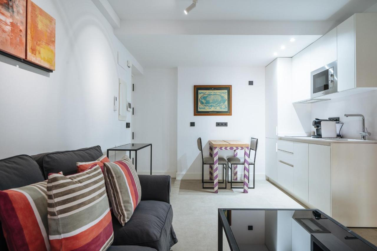 Apartamentos Montevideo 6 Sevilla Eksteriør bilde