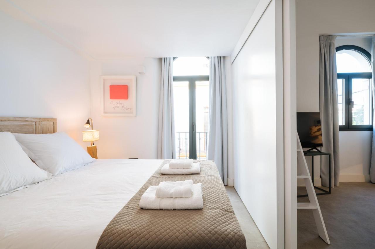 Apartamentos Montevideo 6 Sevilla Eksteriør bilde